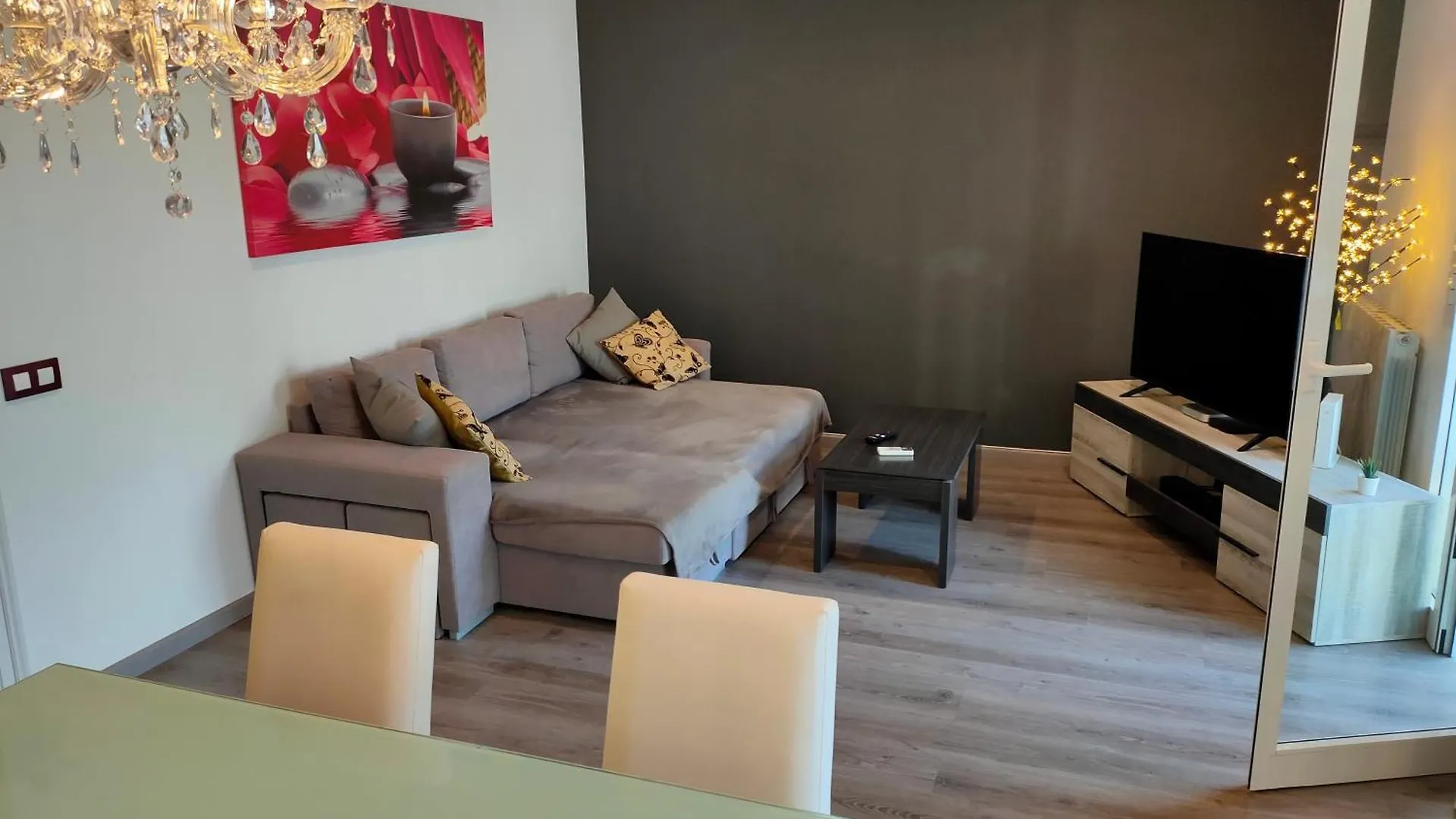 Vilamari 33 - 2 Bedroom Apartment Barcelona